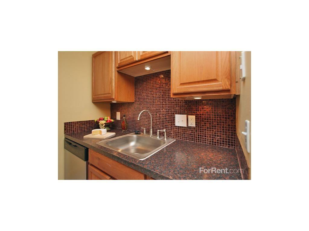 Legacy at Gulf Pointe - Photo 2 of 20