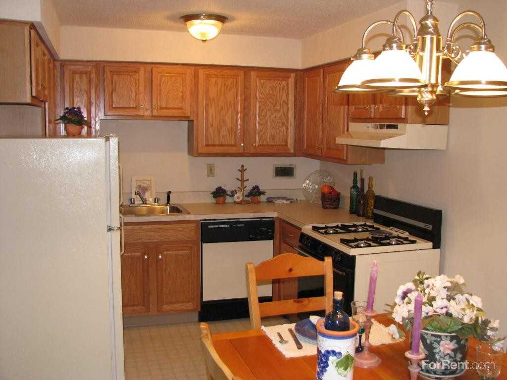 Pebblebrook Apartments - Photo 3 of 20