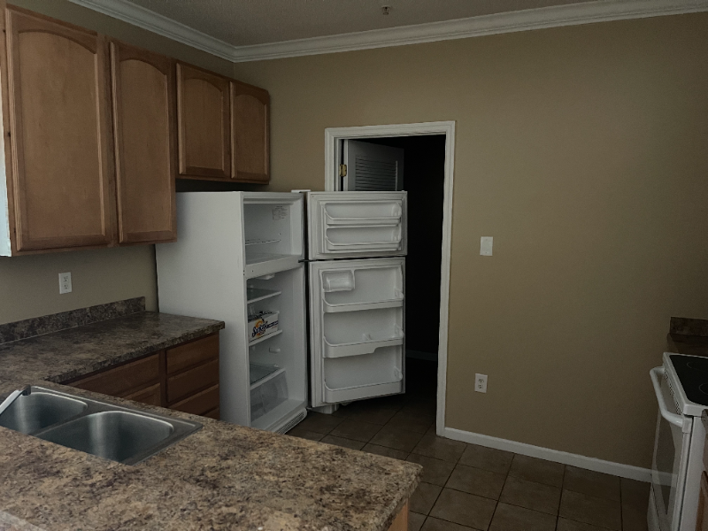 5840 Longwood Dr #202 - Photo 3 of 24