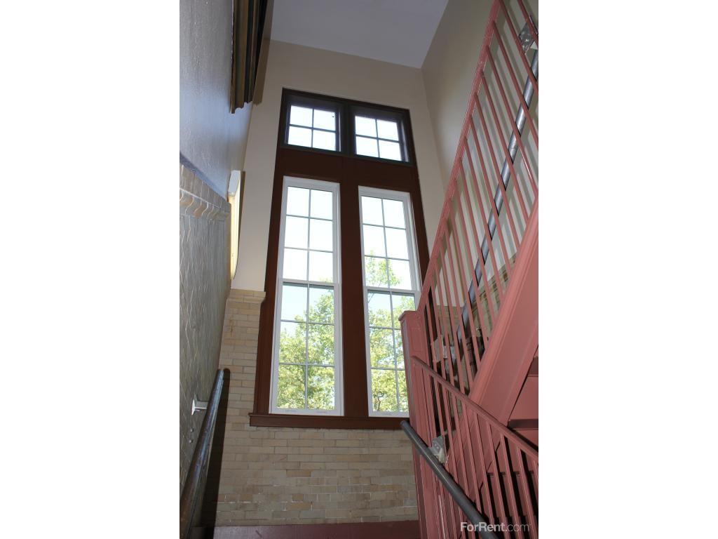 Washington School Apartments - Photo 2 of 19