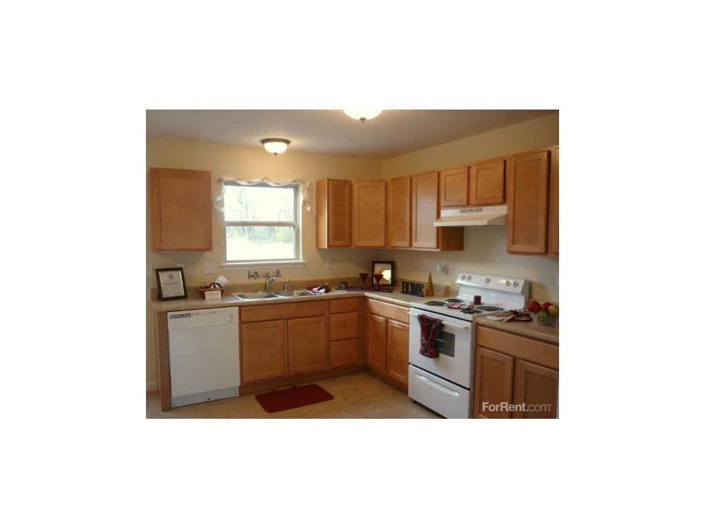 Elm Tree Commons - Photo 3 of 15