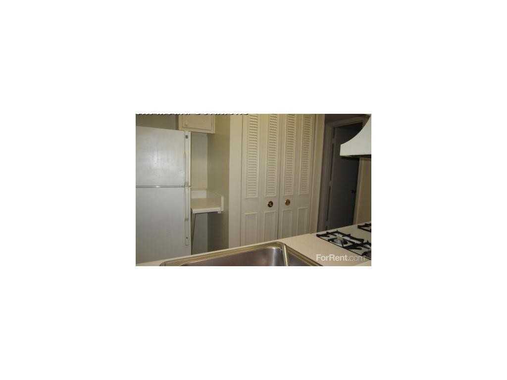 Dunston Manor - Photo 3 of 3