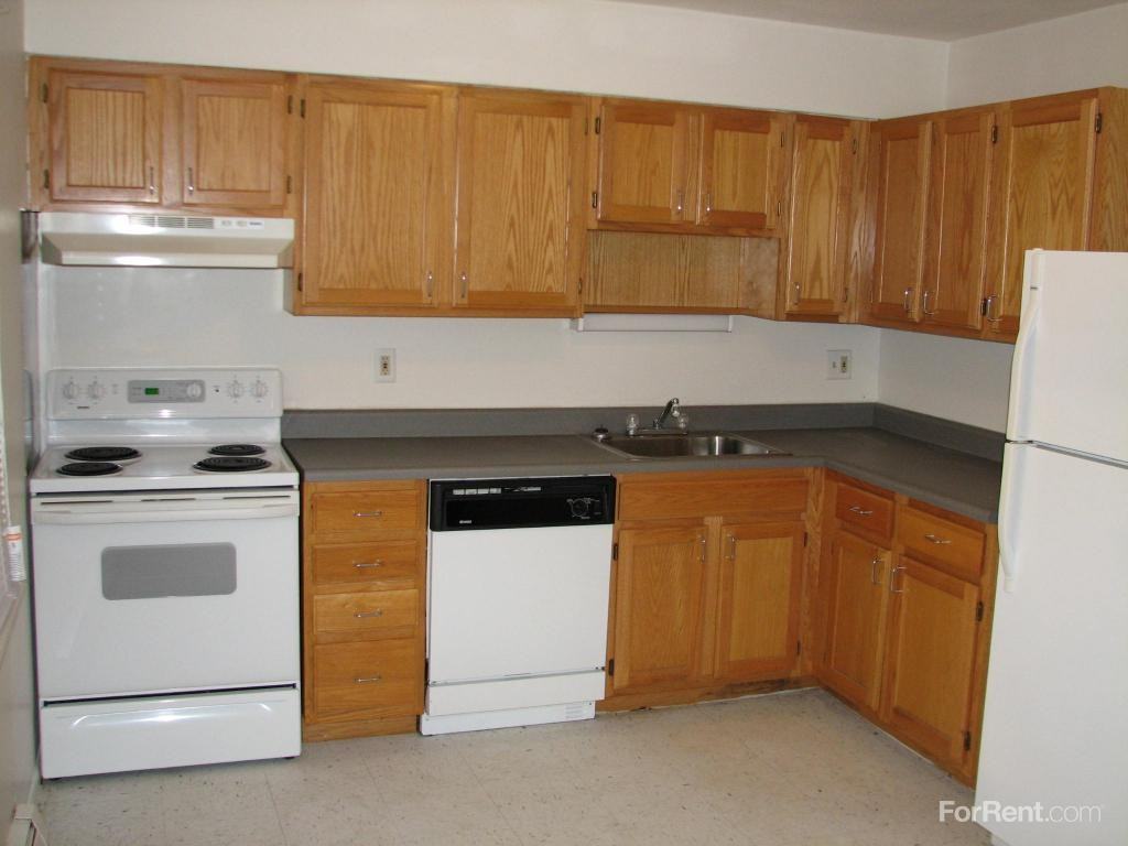 Redstone Gardens - Photo 2 of 18