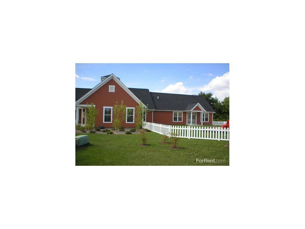 Salisbury Commons - Photo 2 of 7