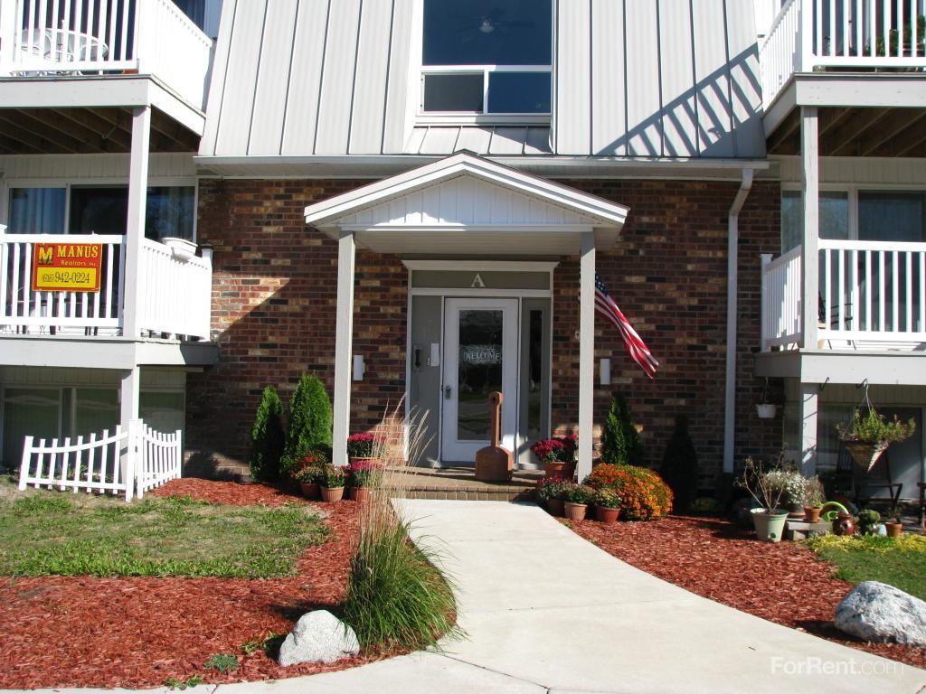 Villas of Cascade - Photo 3 of 19