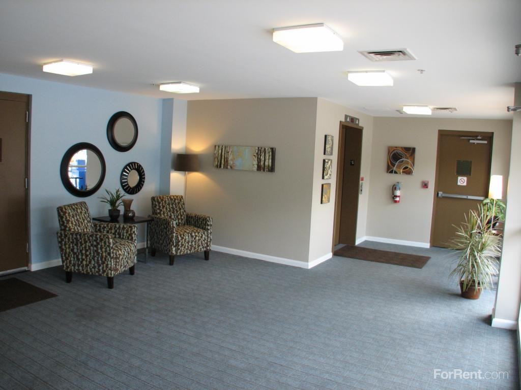 Glen Burnie Town Apartments - Photo 2 of 13