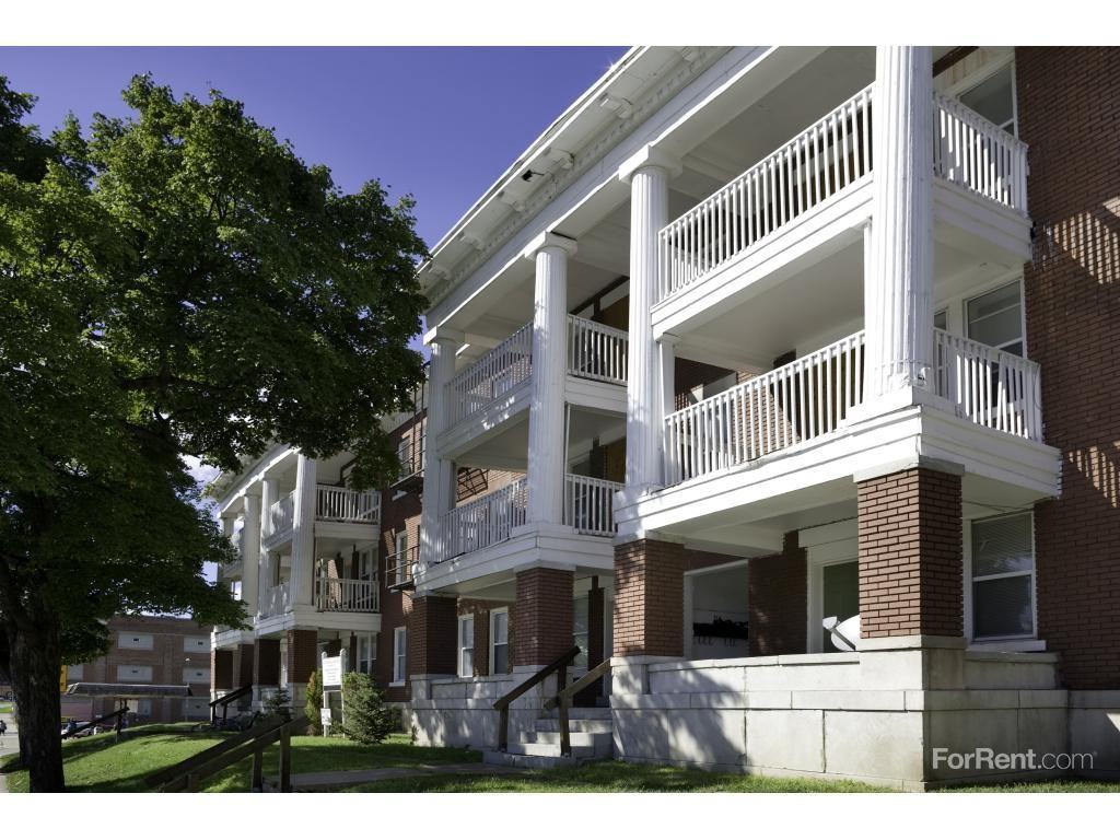 Knaack Properties - Photo 2 of 19