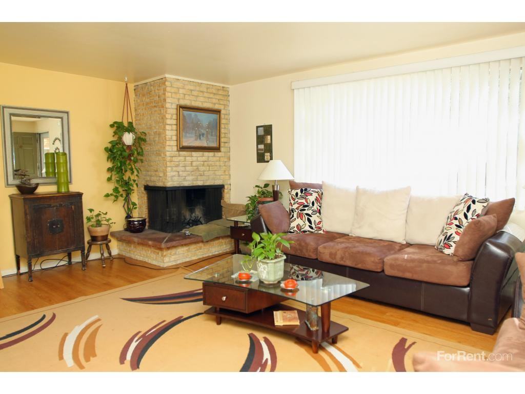 Applewood Gables Townhomes - Photo 2 of 18