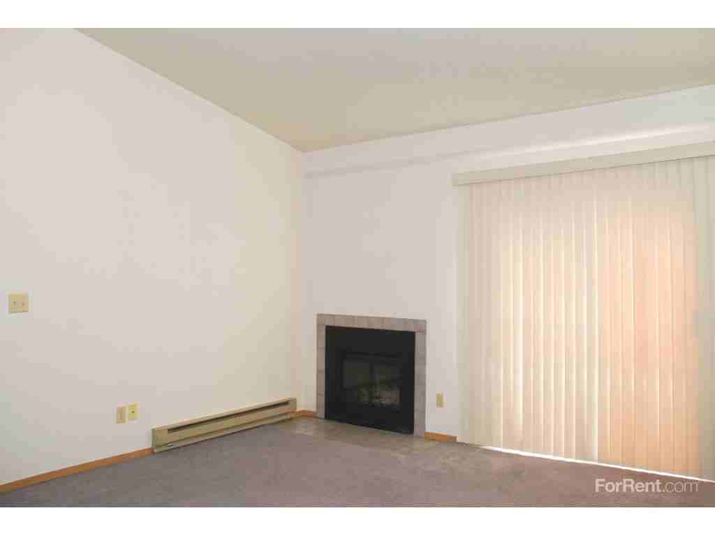 Valley Ridge Apartments - Photo 2 of 19