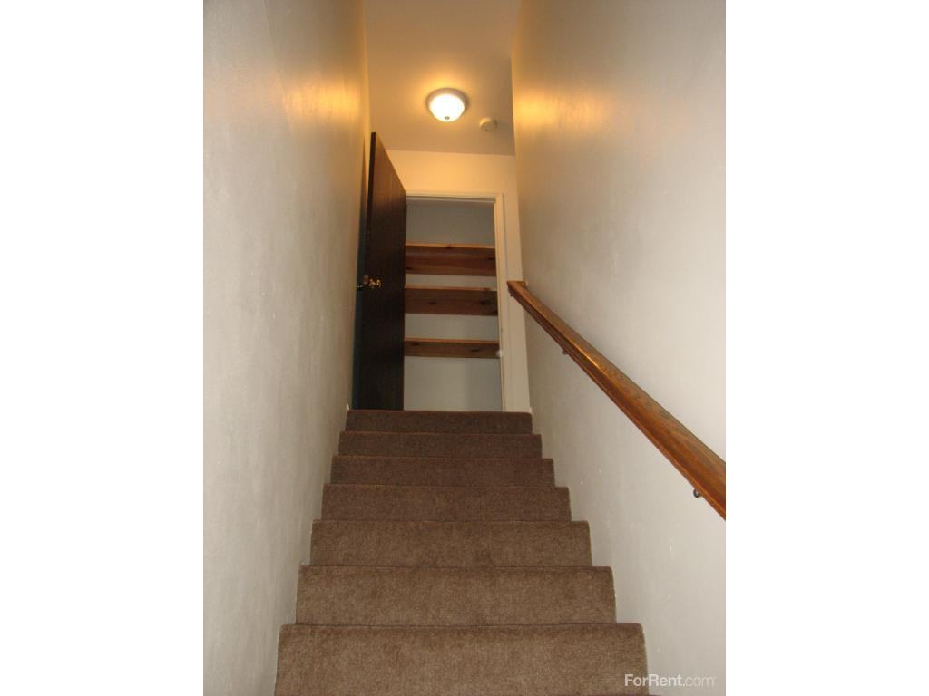 Maryland Manor - Photo 3 of 14