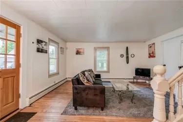 14342 Pearl St - Photo 3 of 21