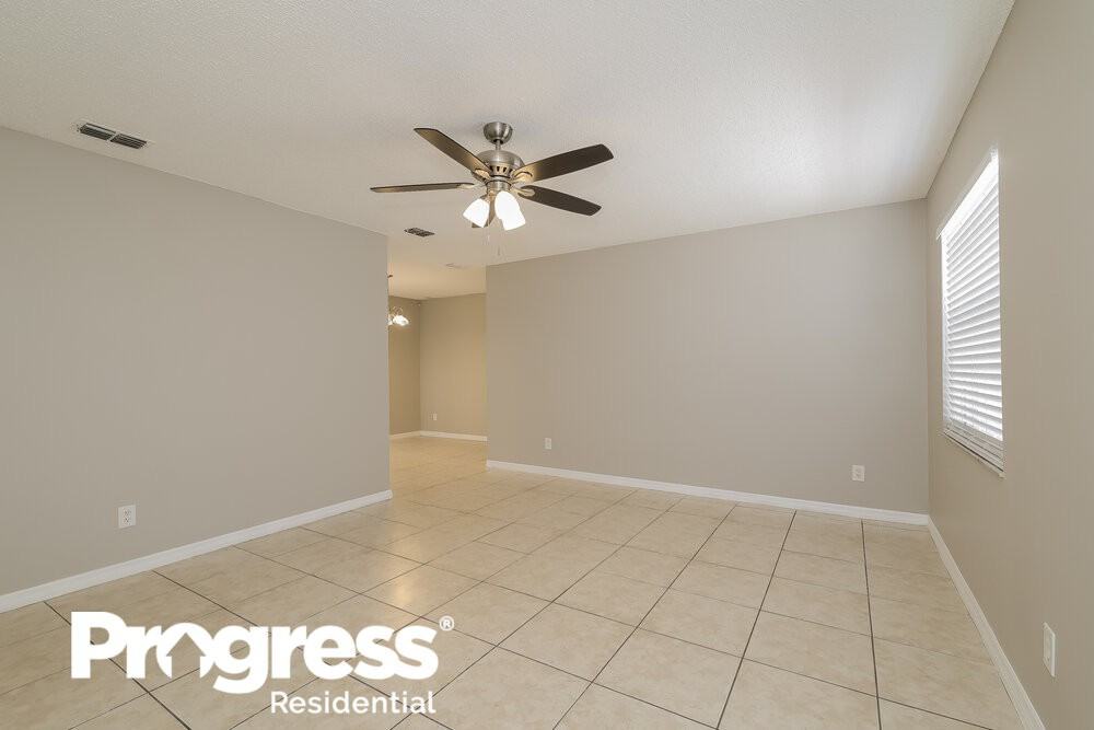 1424 Outer Ct - Photo 3 of 16