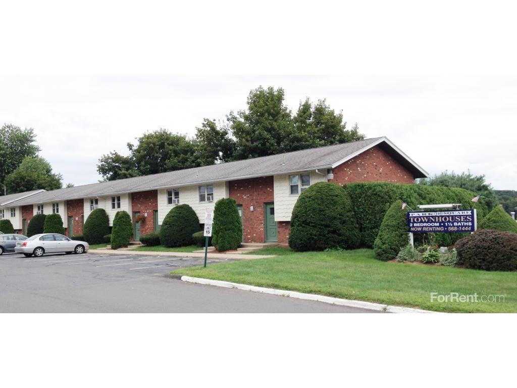 Park Square Townhouses - Photo 2 of 14