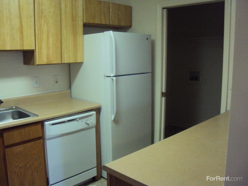 Cassell Ridge and Cassell View Apartments - Photo 2 of 3