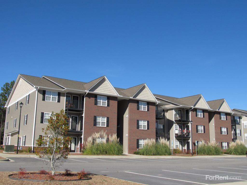 Crown at SteepleChase - Photo 2 of 20