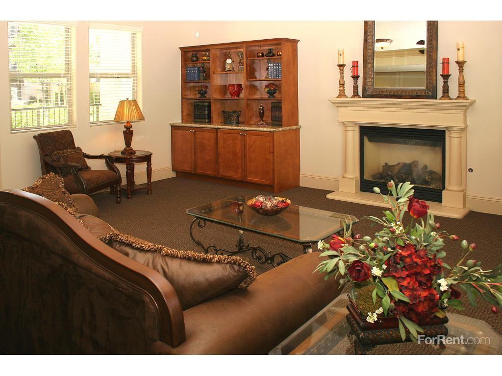 Villa Sorrento Senior Apartments - Photo 2 of 8