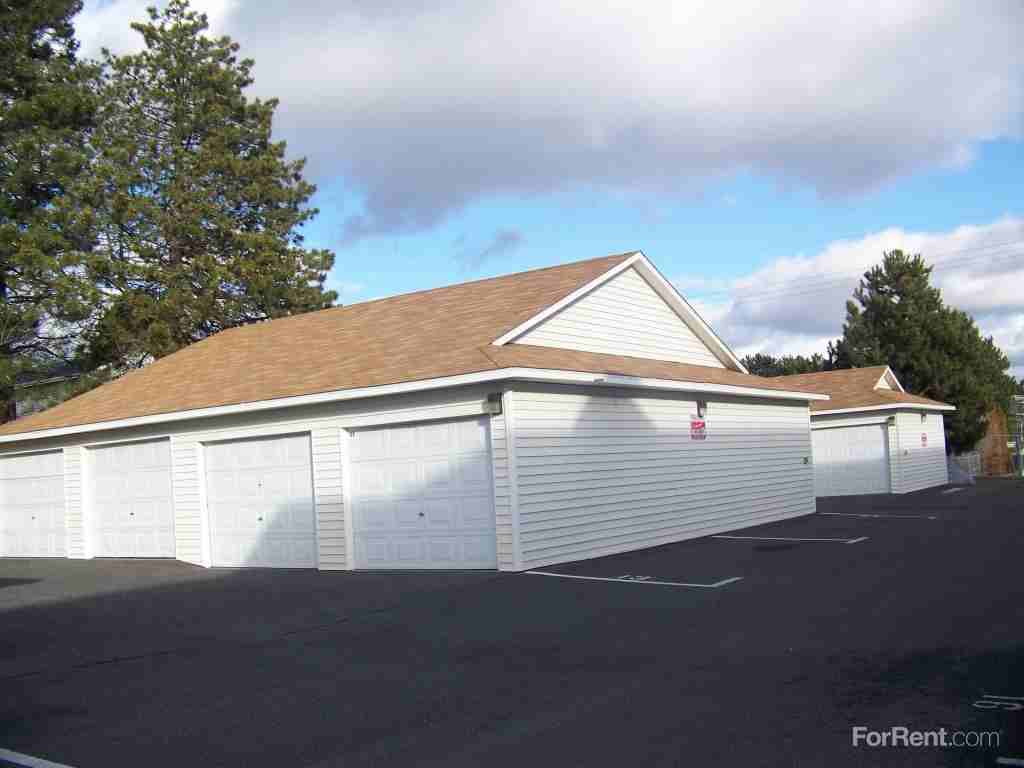 Sunview Apartments - Photo 3 of 19