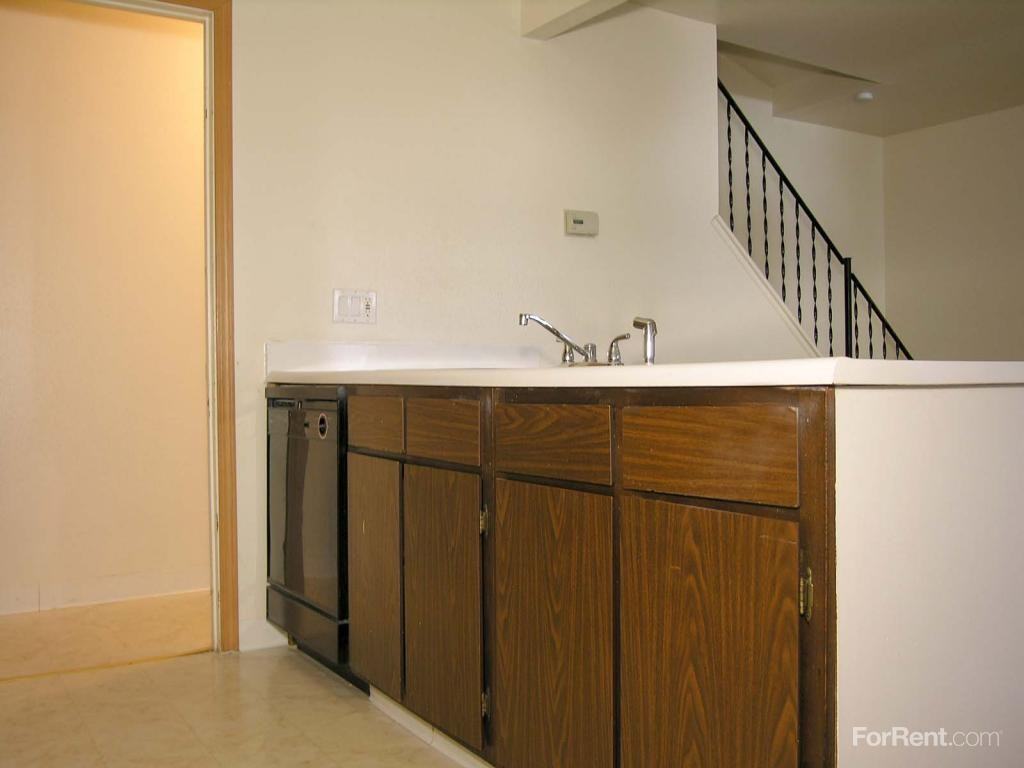 Brookshires Townhomes - Photo 3 of 19