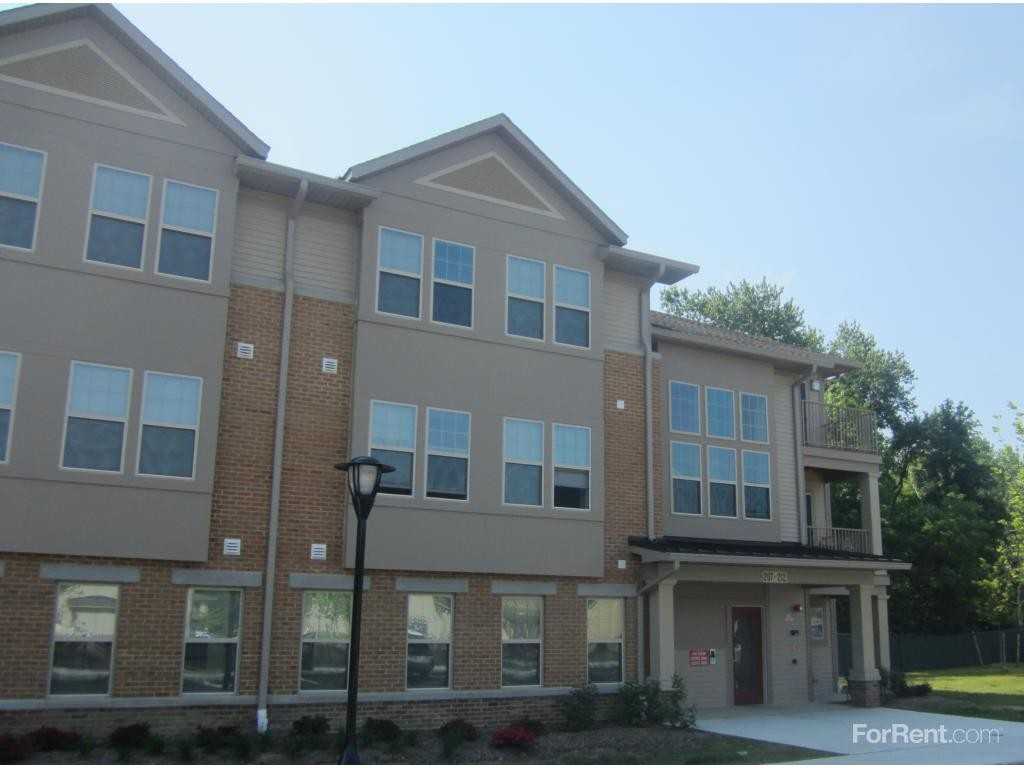 The Woods at Manalapan - Photo 3 of 11