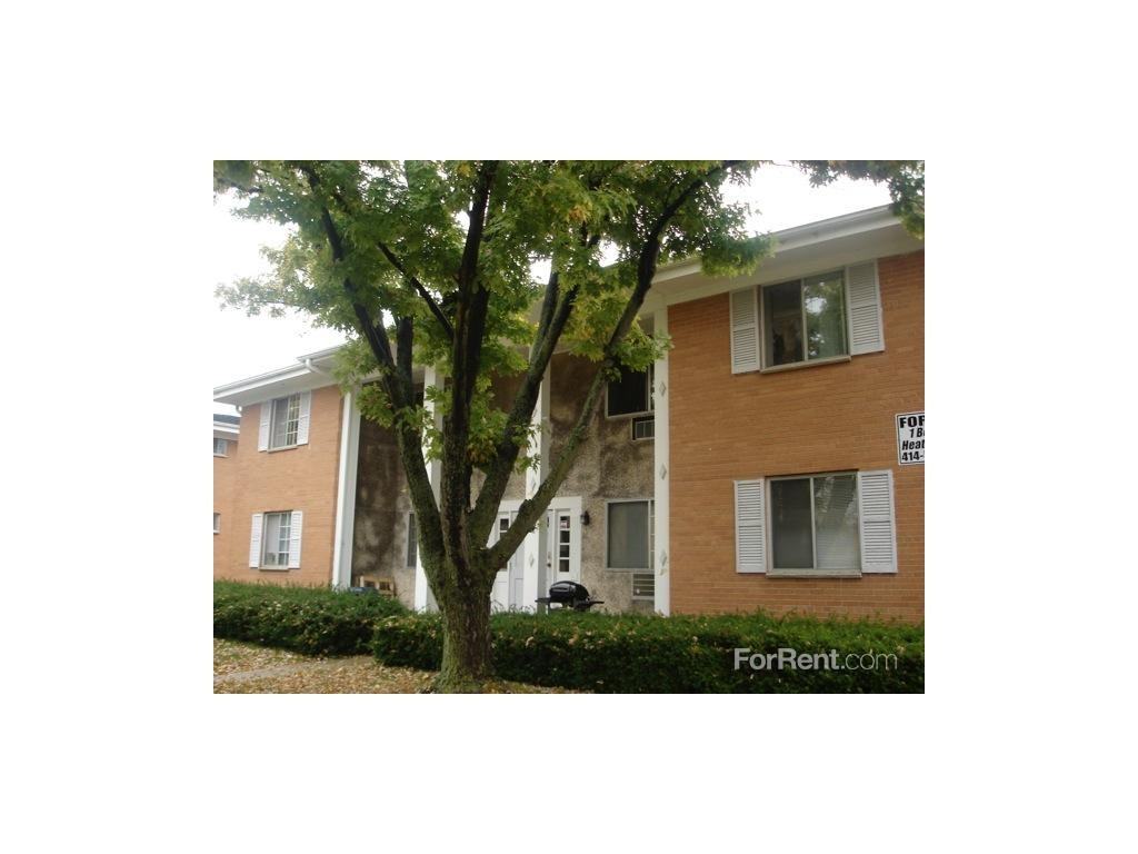 Grant Court - Photo 2 of 8