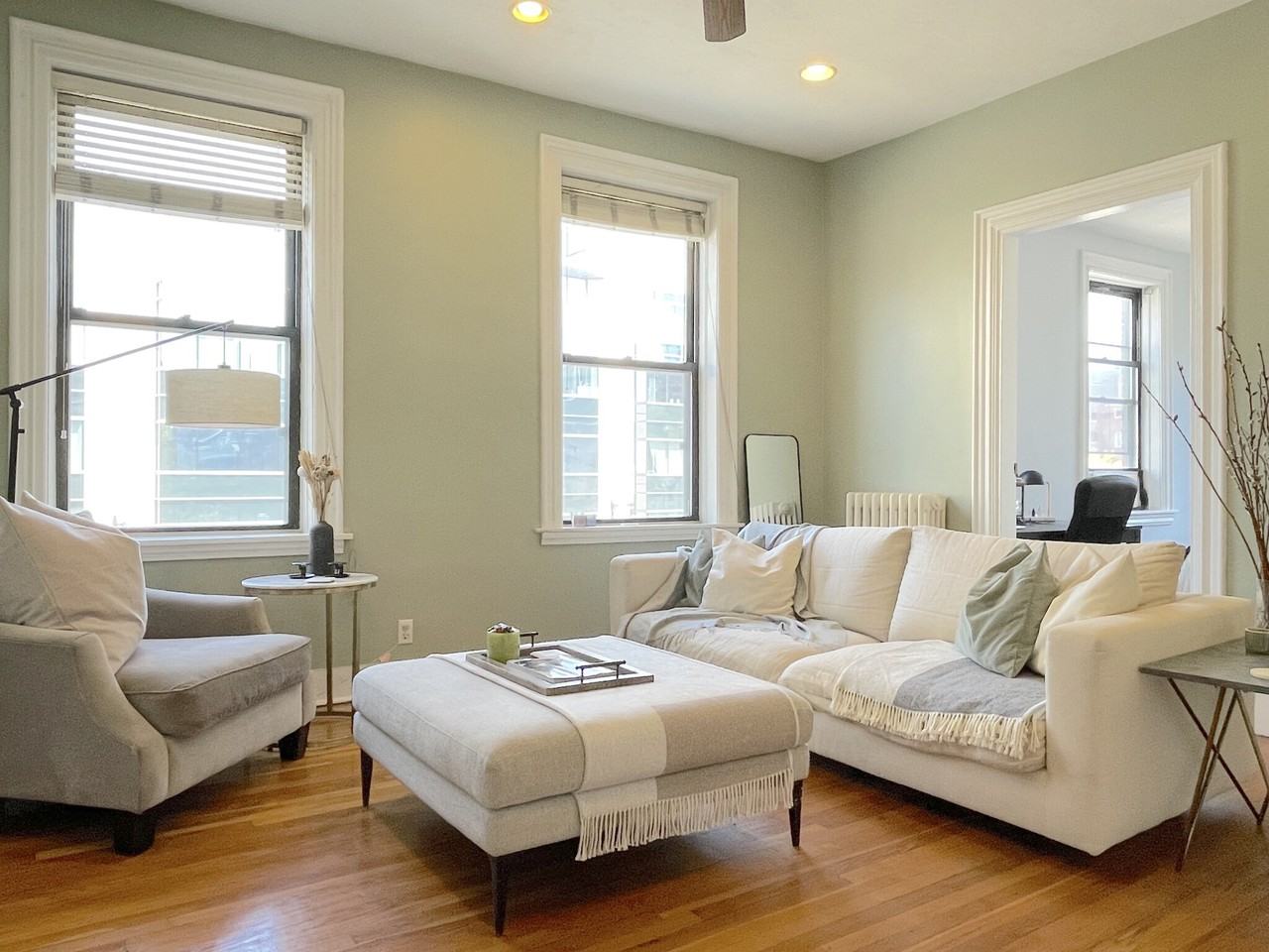 9 S Russell St #3