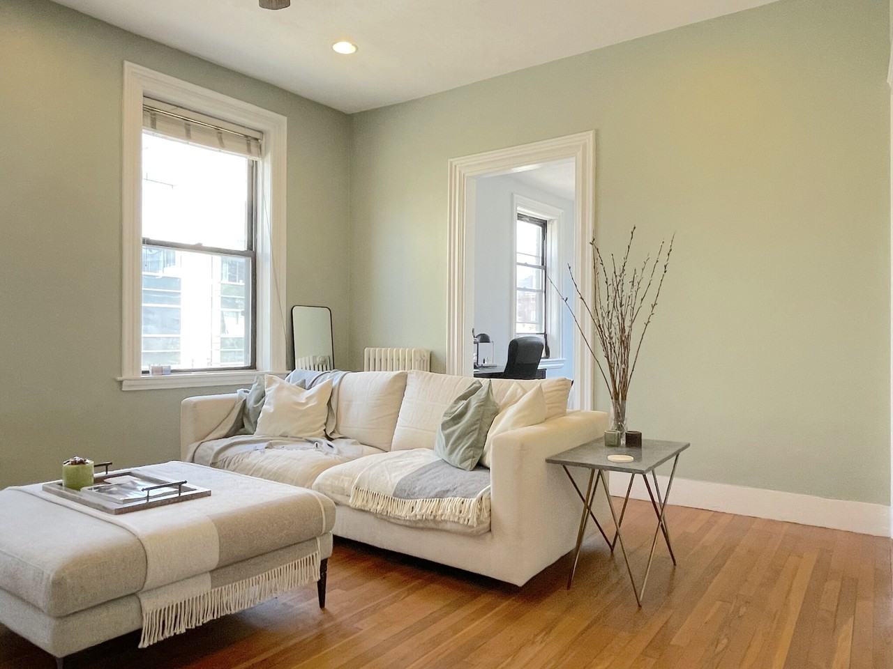 9 S Russell St #3 - Photo 5 of 13