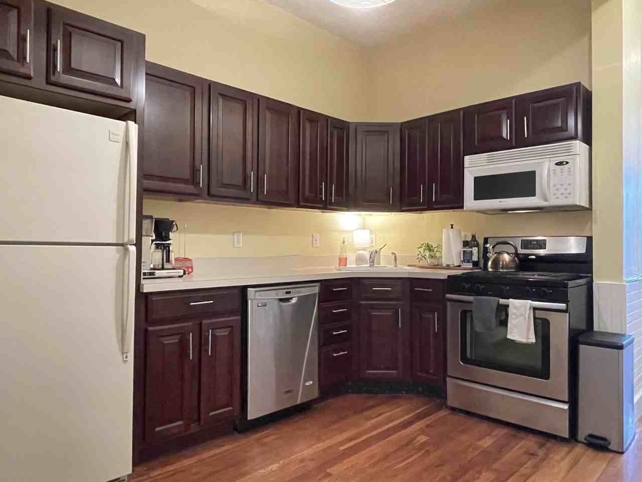 9 S Russell St #3 - Photo 6 of 13