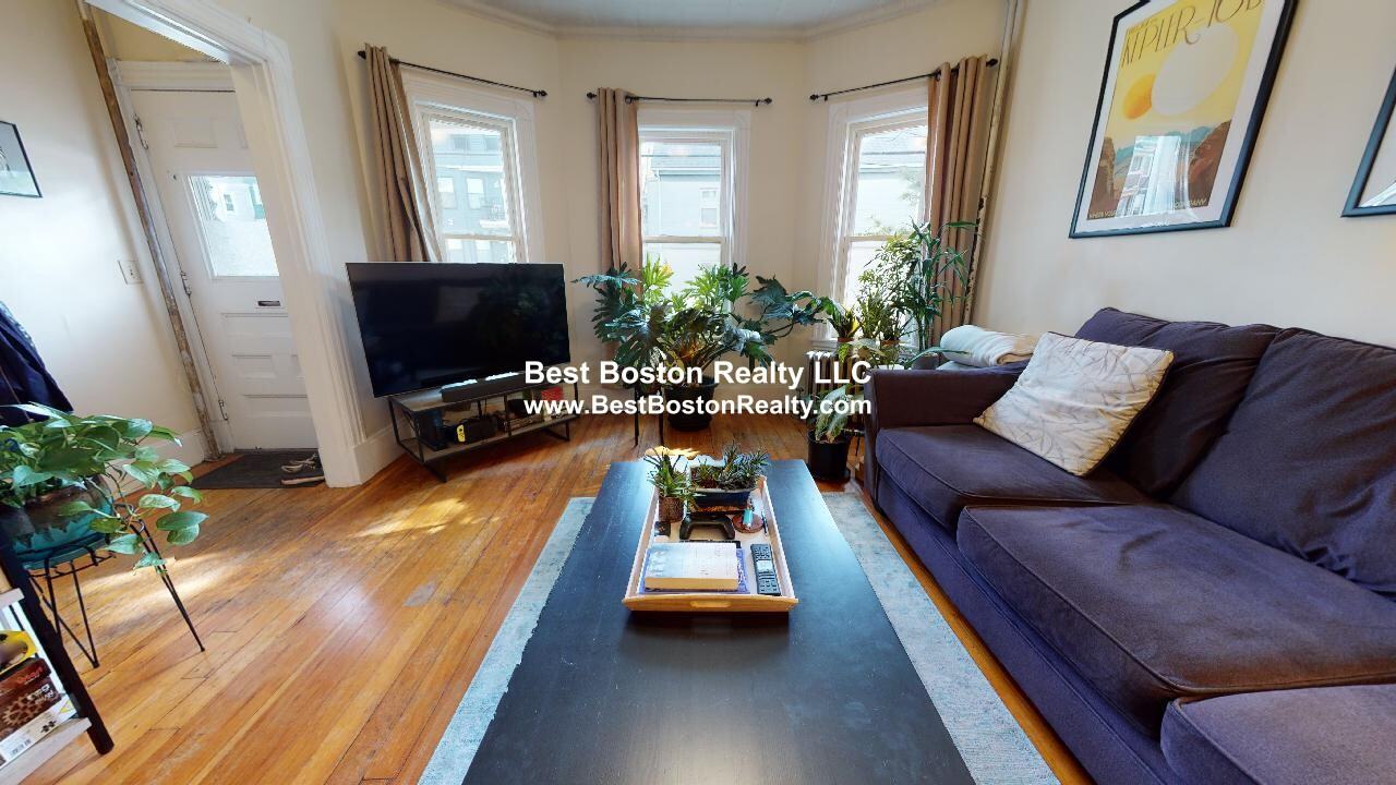 289 Summer St #1 - Photo 2 of 13