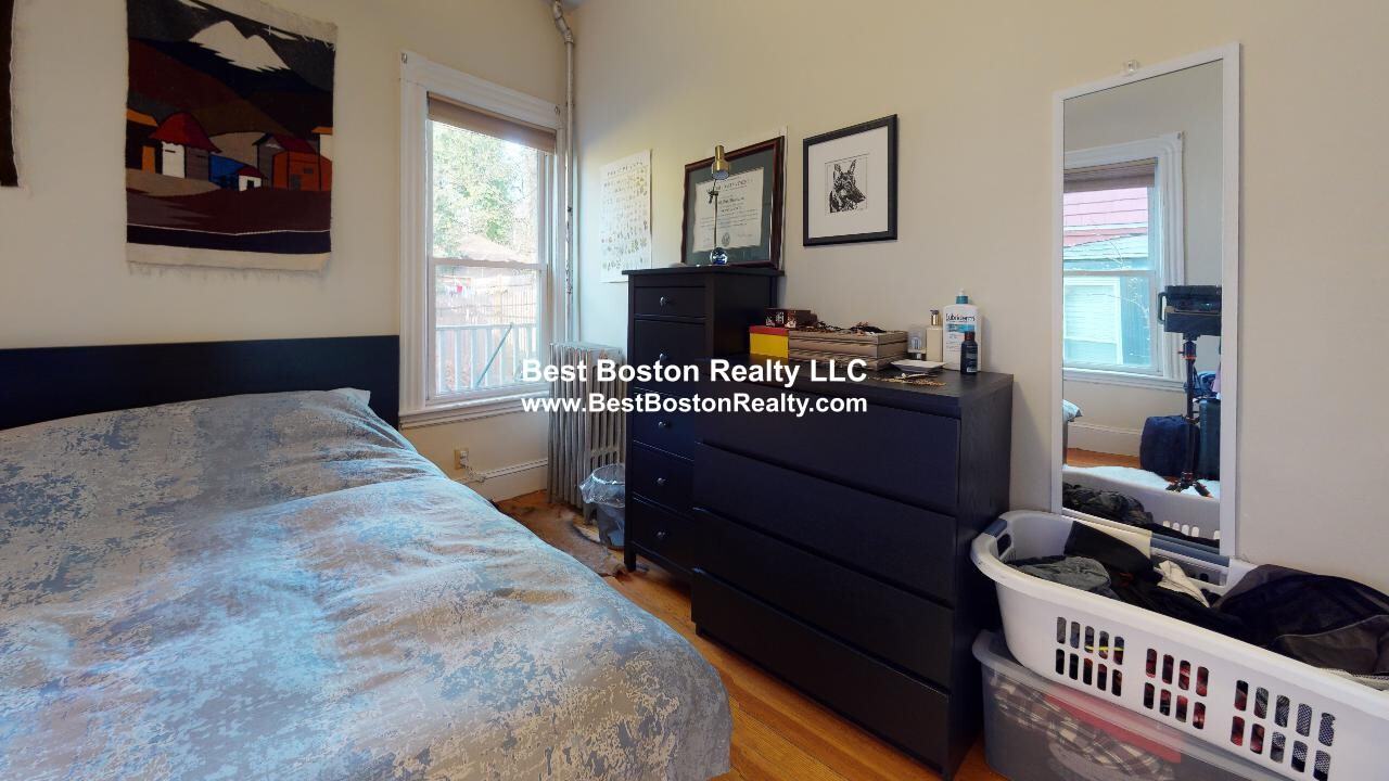 289 Summer St #1 - Photo 5 of 13