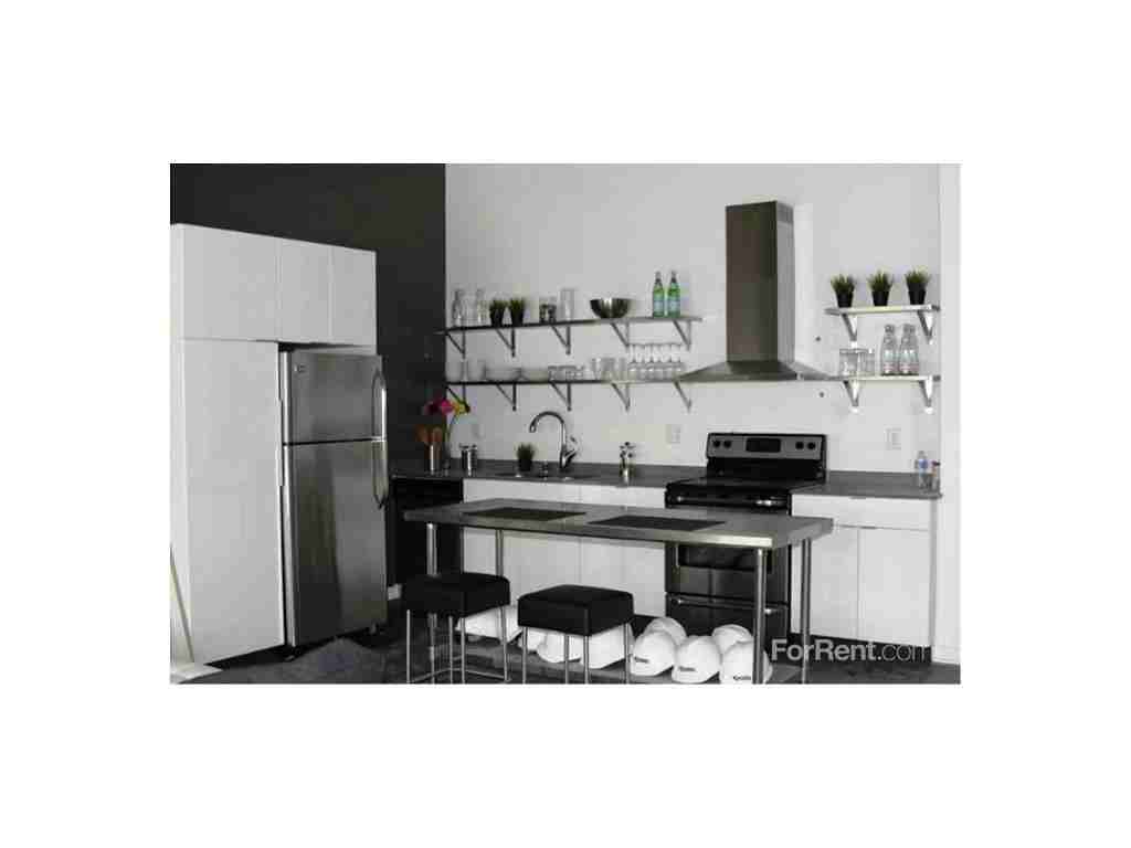 Dwell Bay View - Photo 2 of 17