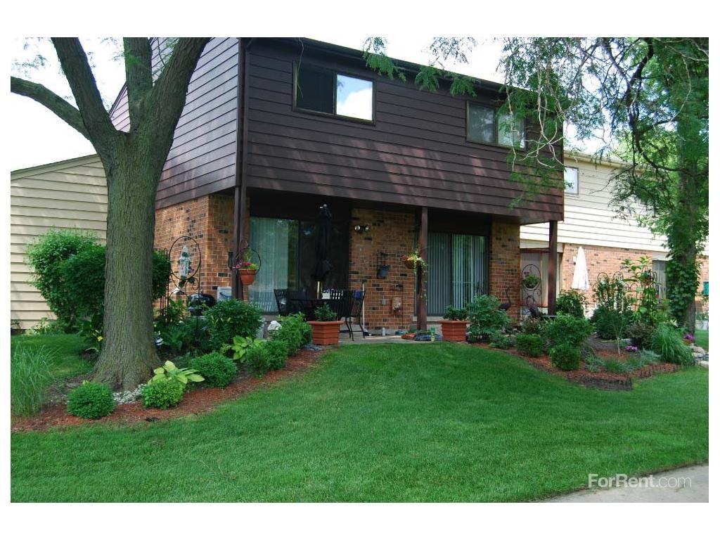 River Oaks Towne Houses Cooperative 1 Chestnut Ct, Calumet City, IL