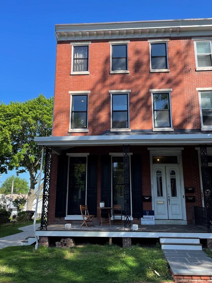 331 W Miner St #2