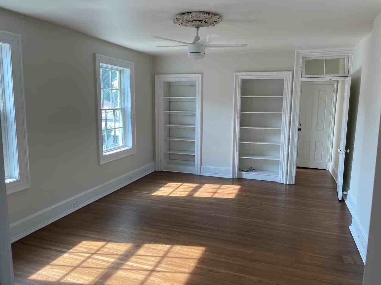 331 W Miner St #2 - Photo 3 of 8