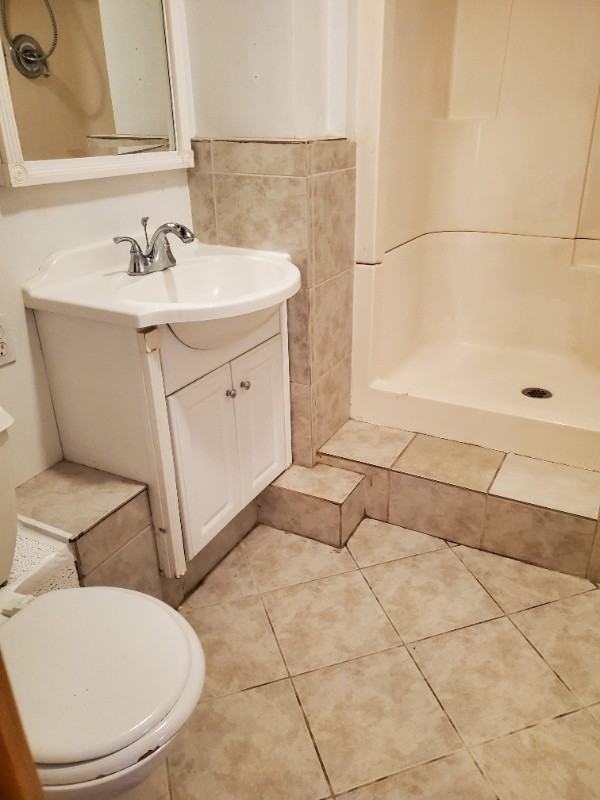 302 Camelot Shore Dr - Photo 5 of 13