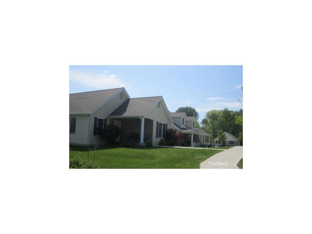 Crescent Pointe Rental Homes - Bloomington - Photo 2 of 12