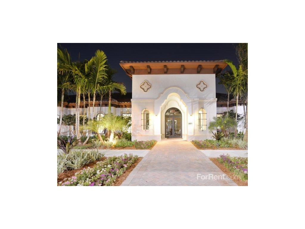 Signature at Davie Apartments 5971 Toscana Drive, Davie, FL 33314