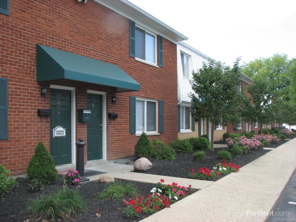 Village Green Townhomes - Photo 3 of 8