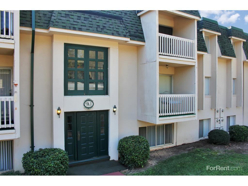 The Fairway Club - Photo 2 of 3