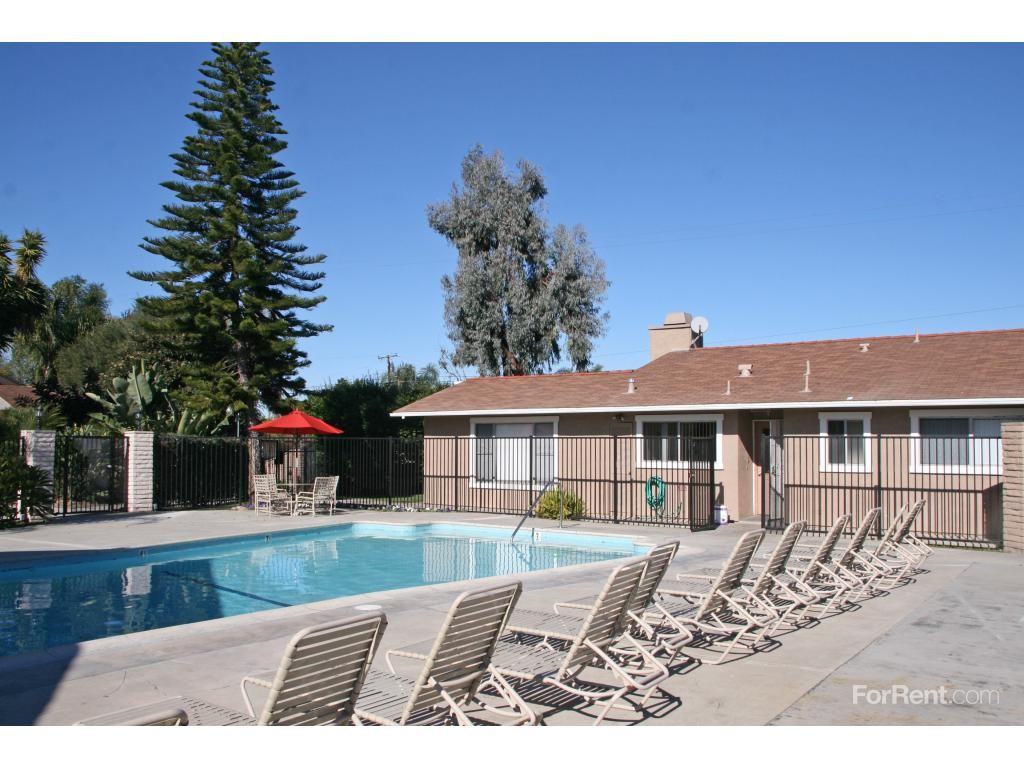 Anaheim Cottages - Photo 2 of 2