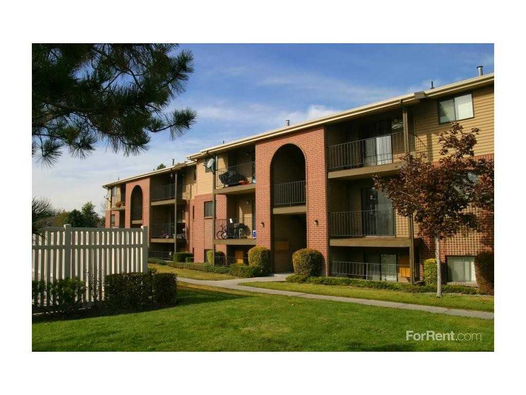 Windsor Park - Photo 2 of 3