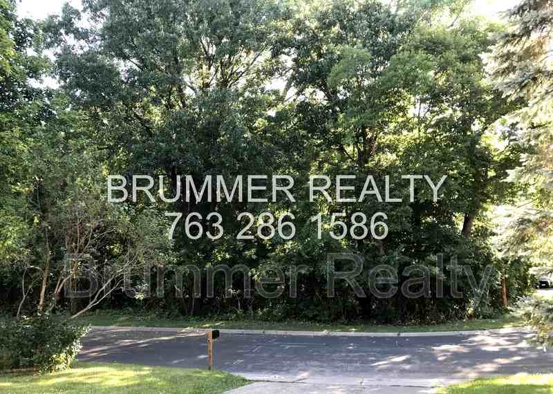 2123 Diamond Ln - Photo 3 of 32