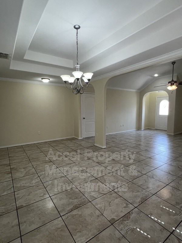 4516 Quail Avenue - Photo 3 of 18