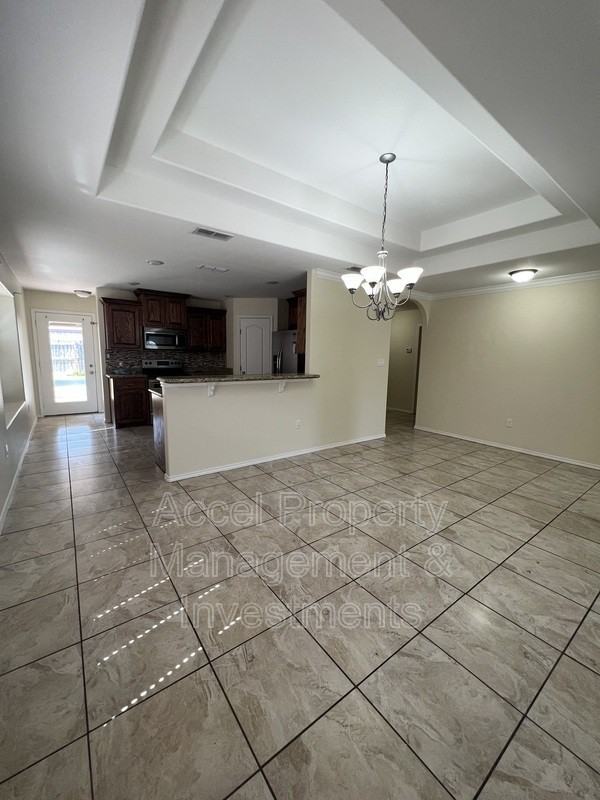 4516 Quail Avenue - Photo 4 of 18