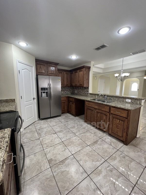 4516 Quail Avenue - Photo 7 of 18