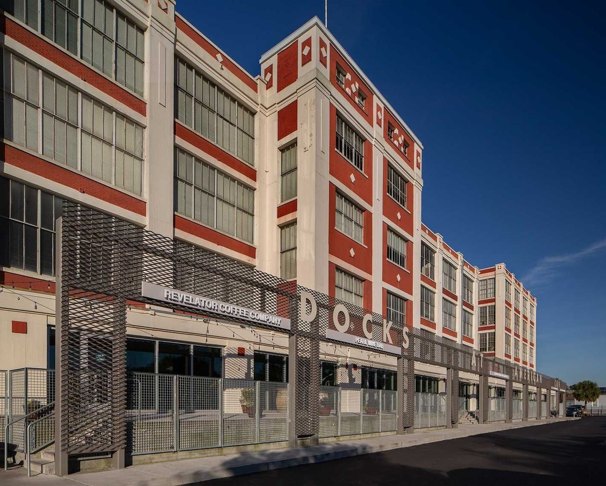 American Can - Photo 2 of 15