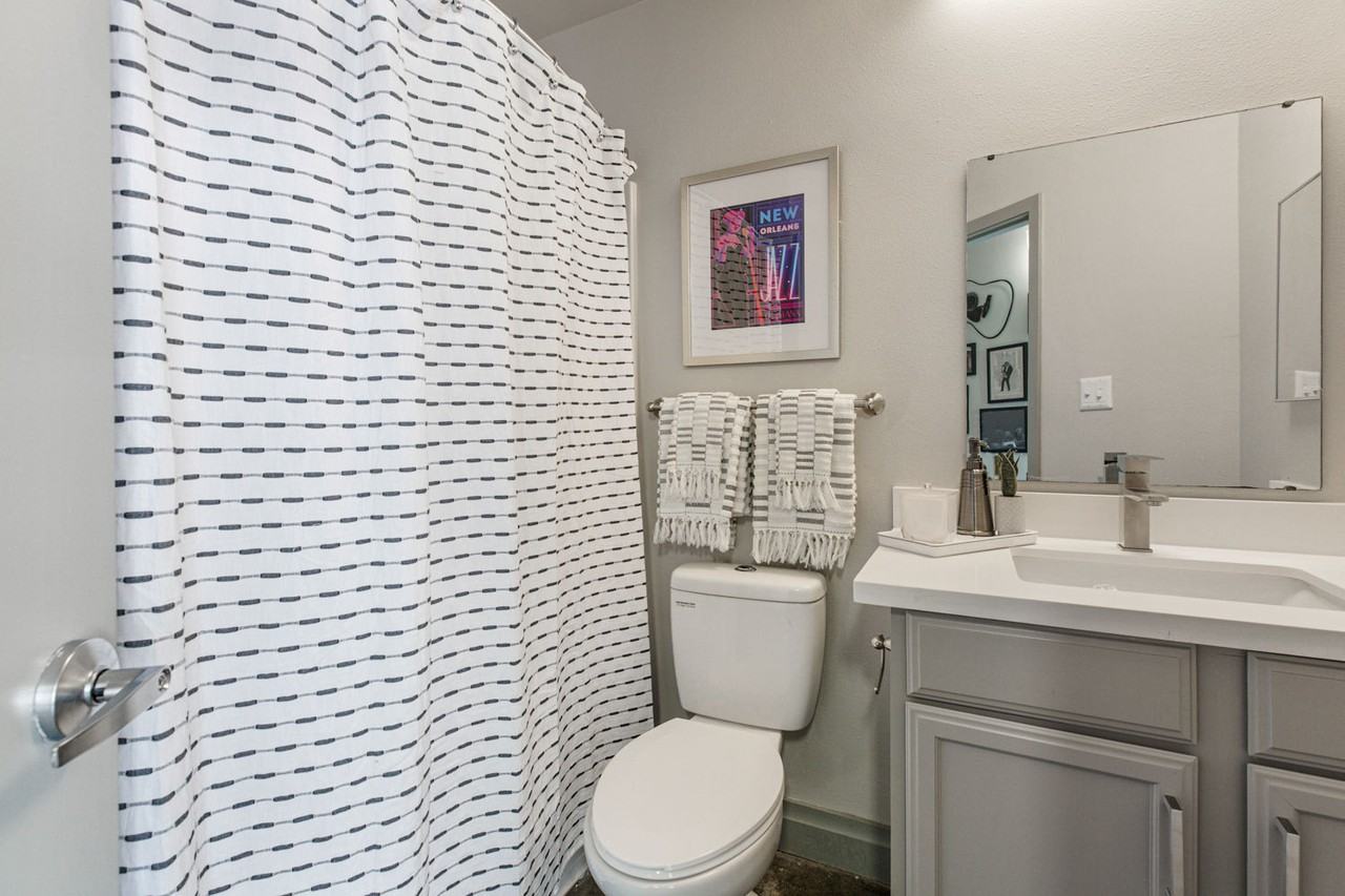 American Can - Photo 4 of 15