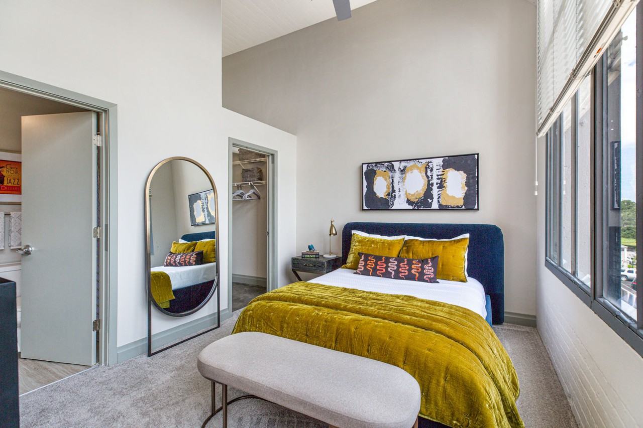 American Can - Photo 5 of 15