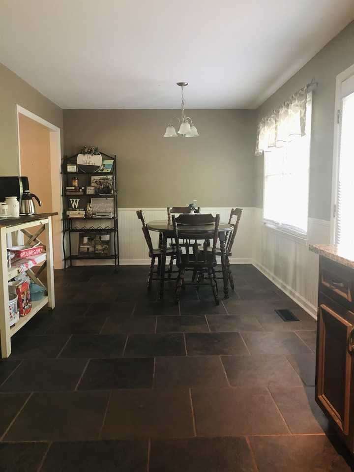 1070 Acorn Ct #1 - Photo 7 of 20
