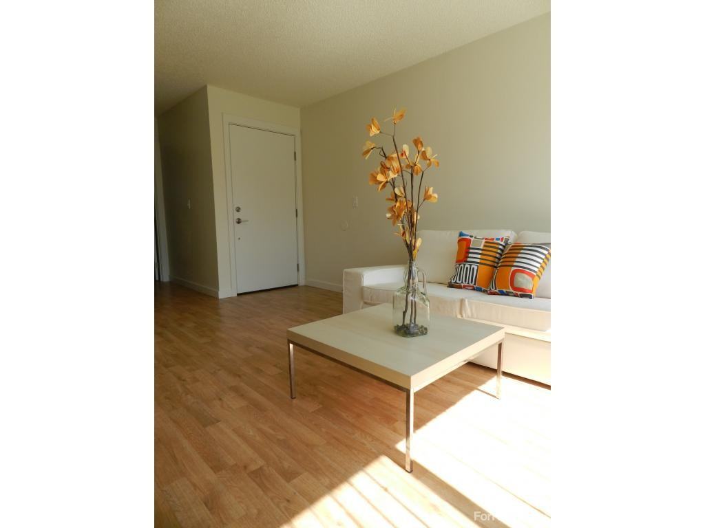 Metropolitan North - Photo 2 of 2