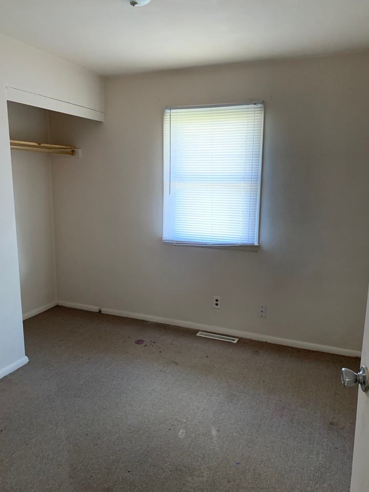 1419 Holly Hill Dr #1 - Photo 2 of 9